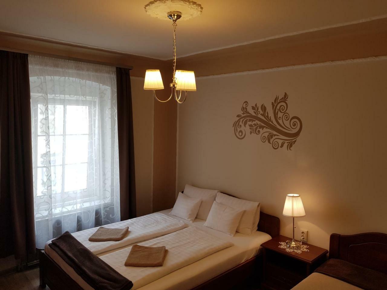 Duna Panzio Győr Extérieur photo
